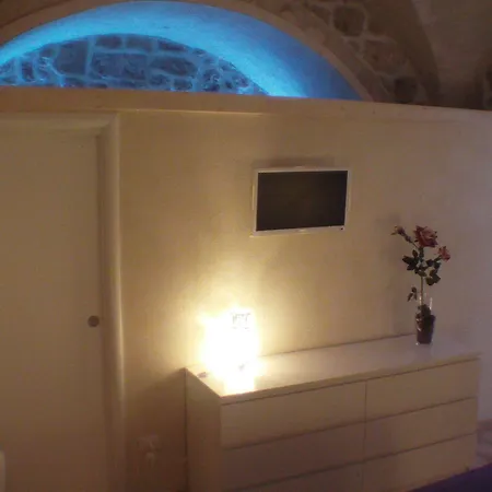 La Grotta Panzió 4*