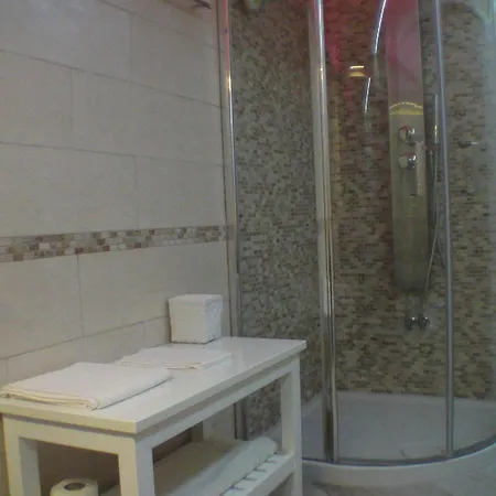 La Grotta Bed & Breakfast