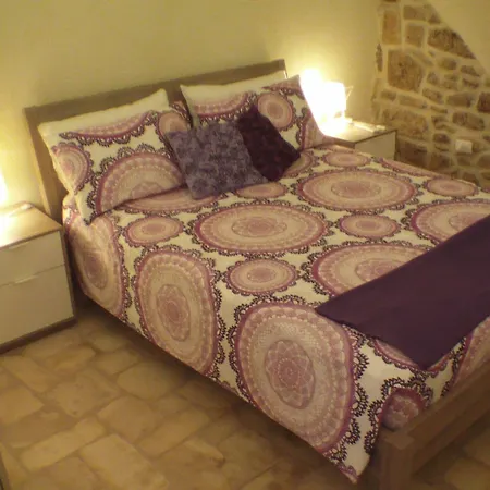 La Grotta Bed & Breakfast *